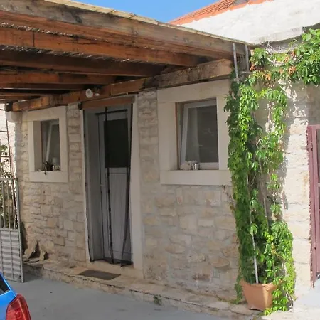 Ursic Apartment *
